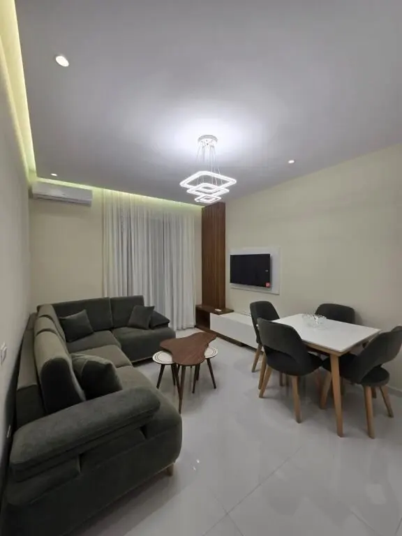 Apartament 1+1 me qera në Univers City, Tiranë, 60 m²