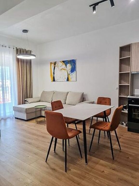 Apartament 1+1 me qera në Ali Demi, Tiranë, 65 m²