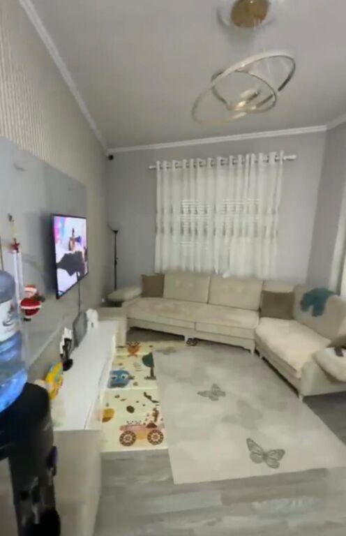Apartament 2+1 me qera në Casa Italia, Tiranë, 93 m²