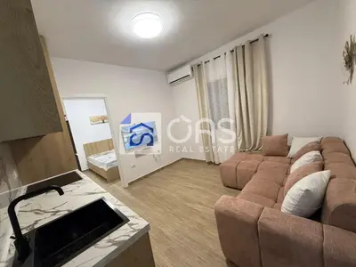 Appartamento 1+1 in affitto a 5 Maj, Tirana, 60 m². Foto 2 di 4