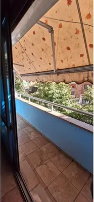 Appartamento 1+1 in affitto a Rruga e Dibrës, Tirana, 47 m². Foto 2 di 5