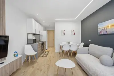 Apartment for rent in Porti i Durrësit, Durrës, 75 m². Photo 2 of 12