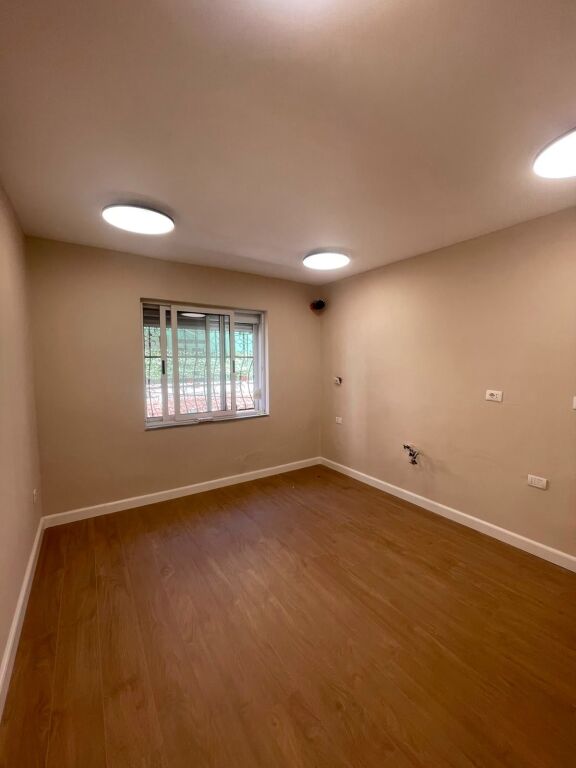 Commercial space for rent in Sheshi Willson, Tirana, 110 m². Photo 3 of 3
