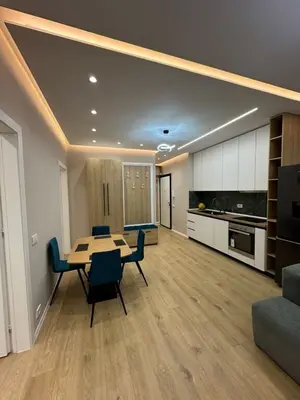 Apartament 2+1 me qera në Golden Tower Residence, Tiranë, 98 m². Foto 1 nga 5
