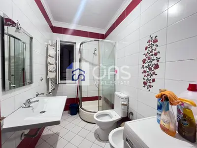 Apartament 1+1 me qera në Porcelan, Tiranë, 70 m². Foto 3 nga 7