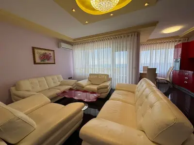 Appartamento 2+1 in affitto a Currila, Durazzo, 96 m². Foto 2 di 12