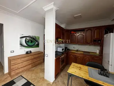 Apartament 2+1 me qera në Rruga Qemal Stafa, Tiranë, 75 m². Foto 3 nga 9