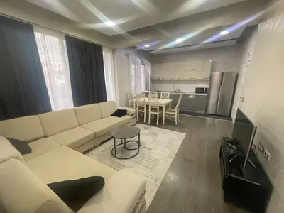 Vilë 3+1 me qera në Sauk, Tiranë, 141 m². Foto 2 nga 7