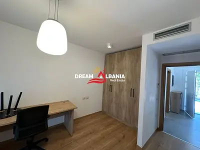 Vilë me qera në Mullet, Tiranë, 250 m². Foto 9 nga 12