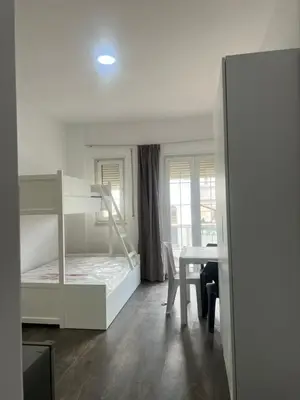 Garsoniere me qera në Galaktik, Durrës, 30 m². Foto 1 nga 10