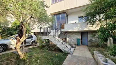 Apartament 2+1 me qera në Kodra e Priftit, Tiranë, 120 m². Foto 11 nga 11