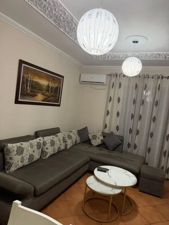 Apartment 2+1 for rent in Rruga Jordan Misja, Tirana, 100 m²