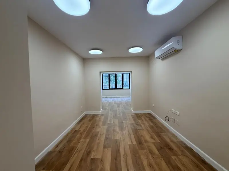 Ufficio in affitto a Rruga e Kosovarëve, Tirana, 110 m²