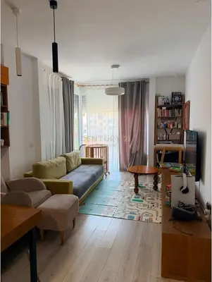Apartment 1+1 for rent in Rruga Komuna e Parisit, Tirana, 75 m². Photo 2 of 12