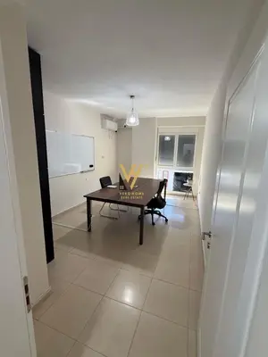 Zyrë me qera në Rruga Ndre Mjeda, Tiranë, 120 m². Foto 6 nga 6