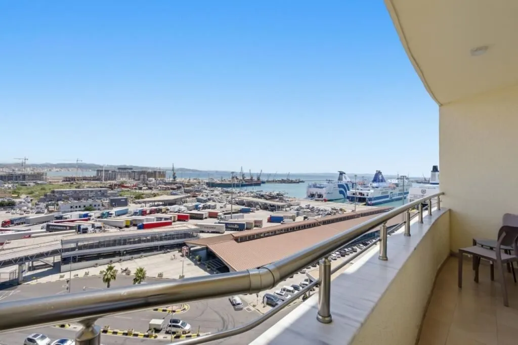Apartment for rent in Porti i Durrësit, Durrës, 75 m². Photo 1 of 12