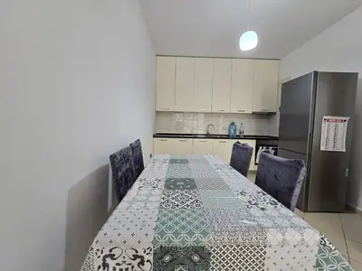 Apartament 2+1 me qera në Vollga, Durrës, 90 m². Foto 3 nga 10