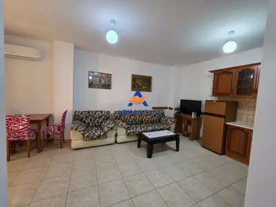 Appartamento 1+1 in affitto a Bulevardi Zogu I, Tirana, 54 m². Foto 1 di 6