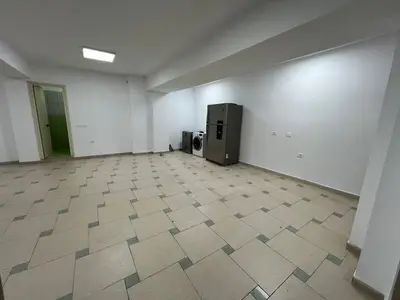Ambient biznesi me qera në Stacioni i Trenit, Durrës, 70 m². Foto 2 nga 3