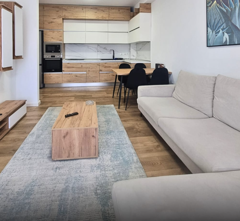 Apartment 2+1 for rent in Rruga Jordan Misja, Tirana, 90 m². Photo 1 of 3
