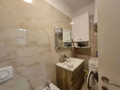 Apartament 2+1 me qera në Rruga Panorama, Tiranë, 110 m². Foto 7 nga 9
