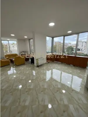 Ambient biznesi me qera në Lagjja 16, Durrës, 159 m². Foto 3 nga 7