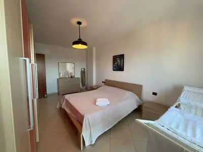 Appartamento 2+1 in affitto a Stacioni i Trenit, Durazzo, 120 m². Foto 2 di 12