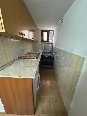 Apartament 1+1 me qera në 5 Maj, Tiranë, 85 m². Foto 3 nga 6