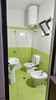 Shtëpi private 2+1 me qera në Kashar, Tiranë, 91 m². Foto 3 nga 6