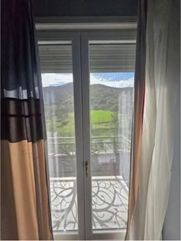 Vilë me qera në Tiranë, 500 m²