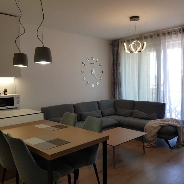 Apartament 2+1 me qera në Don Bosko, Tiranë, 90 m². Foto 1 nga 3