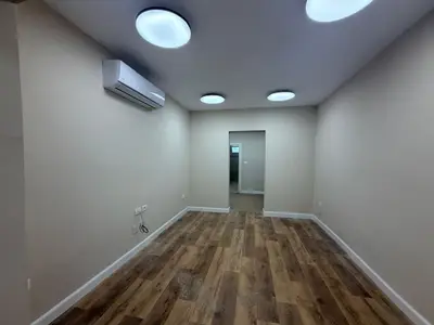 Office for rent in Rruga e Kosovarëve, Tirana, 110 m². Photo 2 of 4