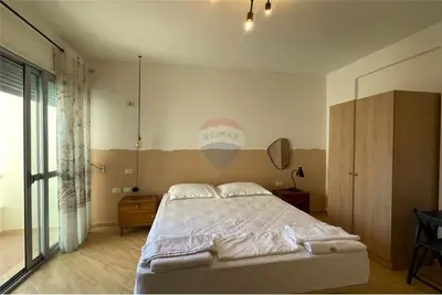 Apartament 1+1 me qera në Rruga e re, Vlorë, 73 m². Foto 9 nga 11