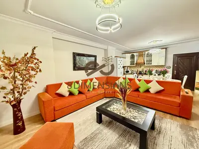 Apartament 2+2 me qera në Komuna e Parisit, Tiranë, 105 m². Foto 1 nga 12
