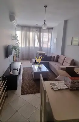 Appartamento 1+1 in affitto a Sheshi Skënderbej, Tirana, 70 m². Foto 1 di 5