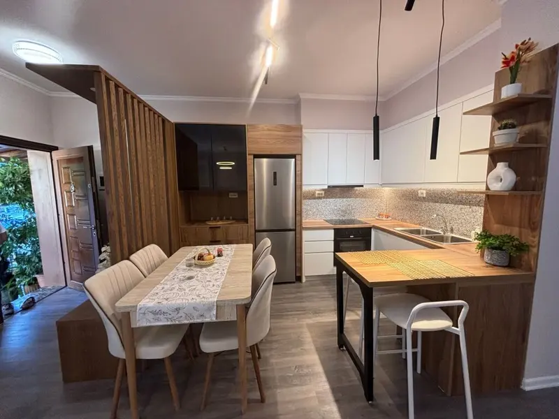Apartament me qera në Lake View Residences, Tiranë, 105 m²