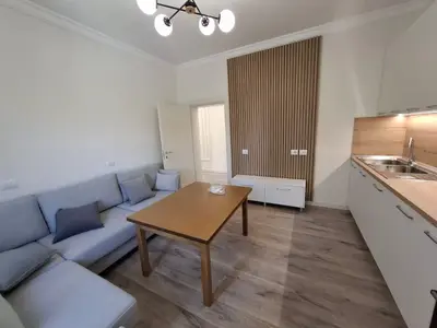 Apartament 2+1 me qera në Spitallë, Durrës, 90 m². Foto 2 nga 9