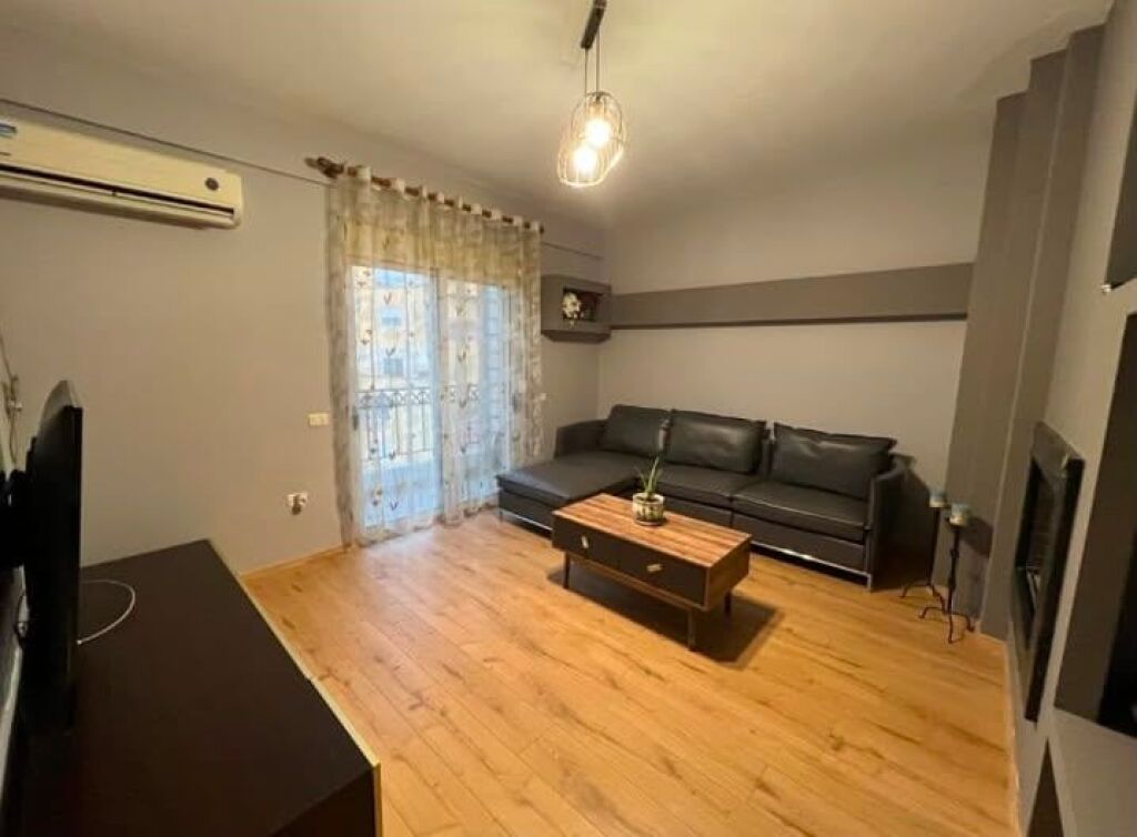 Apartament 1+1 me qera në Selvia, Tiranë, 100 m². Foto 1 nga 3