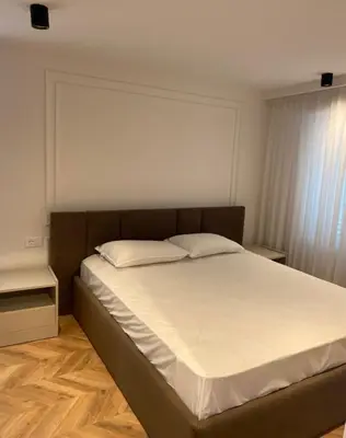 Vilë 2+1 me qera në Tregu Elektrik, Tiranë, 100 m². Foto 6 nga 11