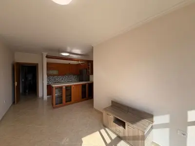 Appartamento 2+1 in affitto a Selitë, Tirana, 98 m². Foto 3 di 10