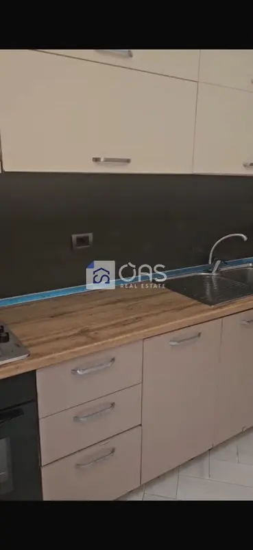 Appartamento 2+1 in affitto a Laprakë, Tirana, 90 m²
