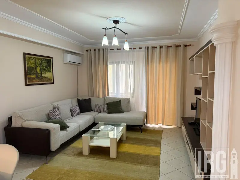 Apartment 3+1 for rent in Rruga Him Kolli, Tirana, 132 m²