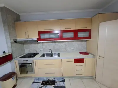 Appartamento 2+1 in affitto a Plazhi Hekurudha, Durazzo, 100 m². Foto 2 di 8