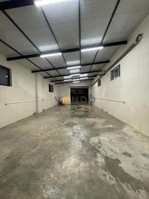 Warehouse for rent in Mëzez, Tirana, 120 m². Photo 2 of 4