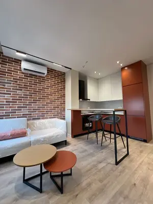 Appartamento 1+1 in affitto a Rruga Karl Gega, Tirana, 65 m². Foto 1 di 4