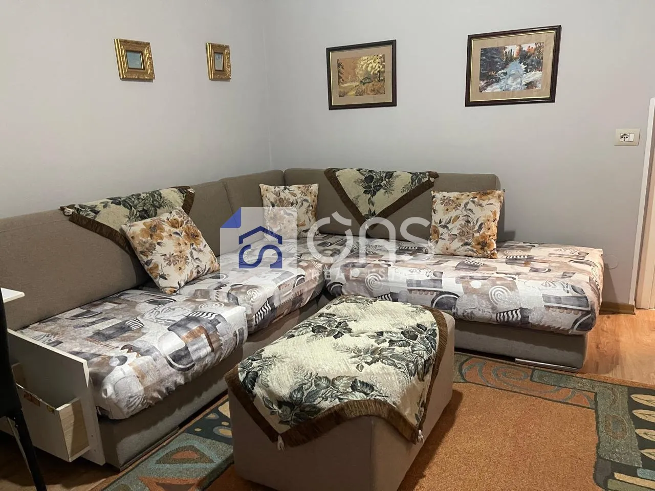 Appartamento 2+1 in affitto a Liqeni i Thatë, Tirana, 60 m². Foto 1 di 9