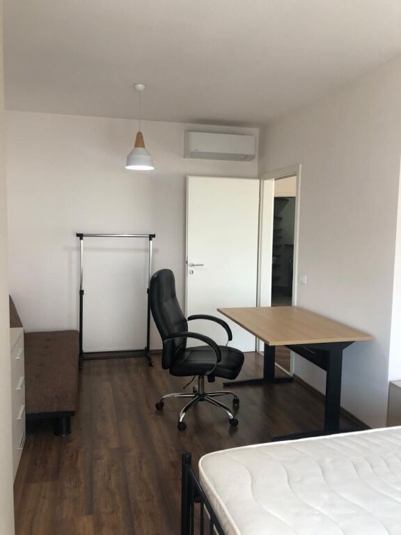 Apartament 1+1 me qera në 21 Dhjetori, Tiranë, 98 m². Foto 2 nga 3