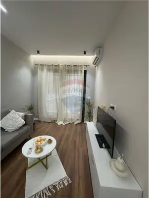 Apartment 1+1 for rent in Rruga Gjergj Arianiti, Vlorë, 90 m². Photo 7 of 12