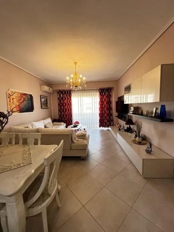 Apartament me qera në Rruga Dalip Peza, Durrës, 115 m². Foto 1 nga 11