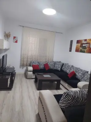 Apartment 2+1 for rent in Rruga Mihal Grameno, Tirana, 150 m². Photo 1 of 6